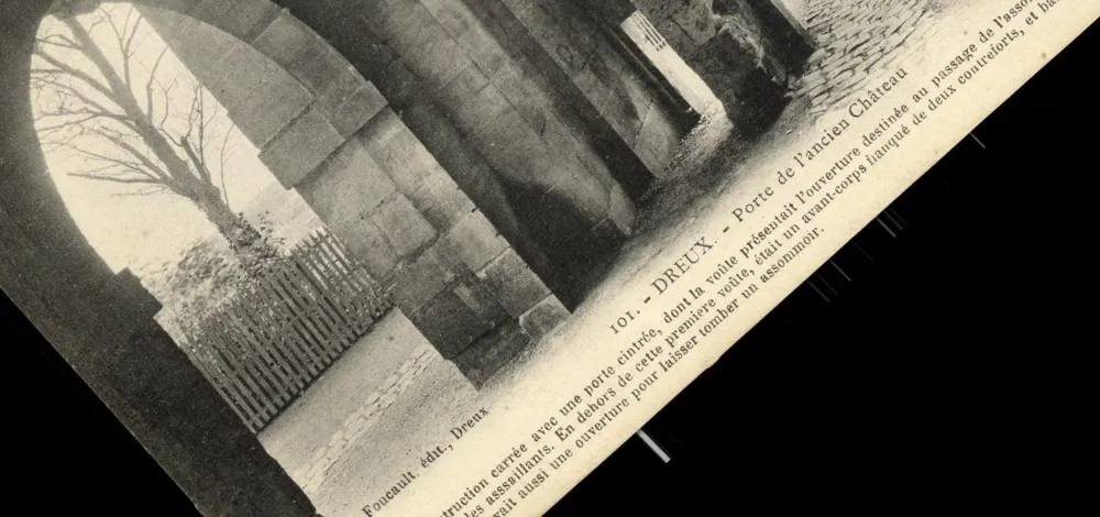 Dreux — Tor des alten Schlosses — Focault edit, Dreux - Vorderseite