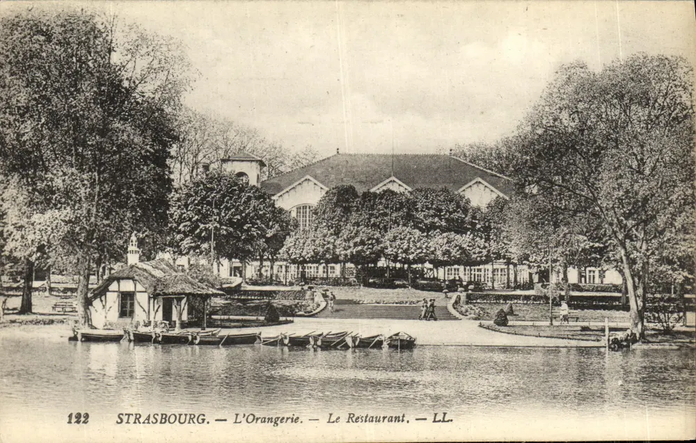Estrasburgo — A Orangerie — O Restaurante — LL. - Frente