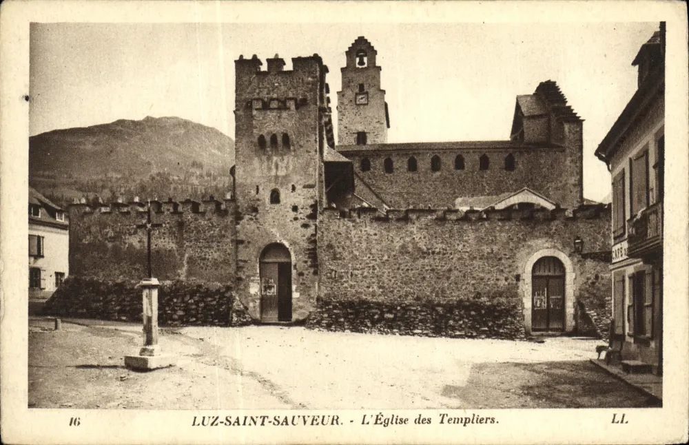 Luz-Saint-Sauveur — Die Kirche der Templer — LL - Vorderseite