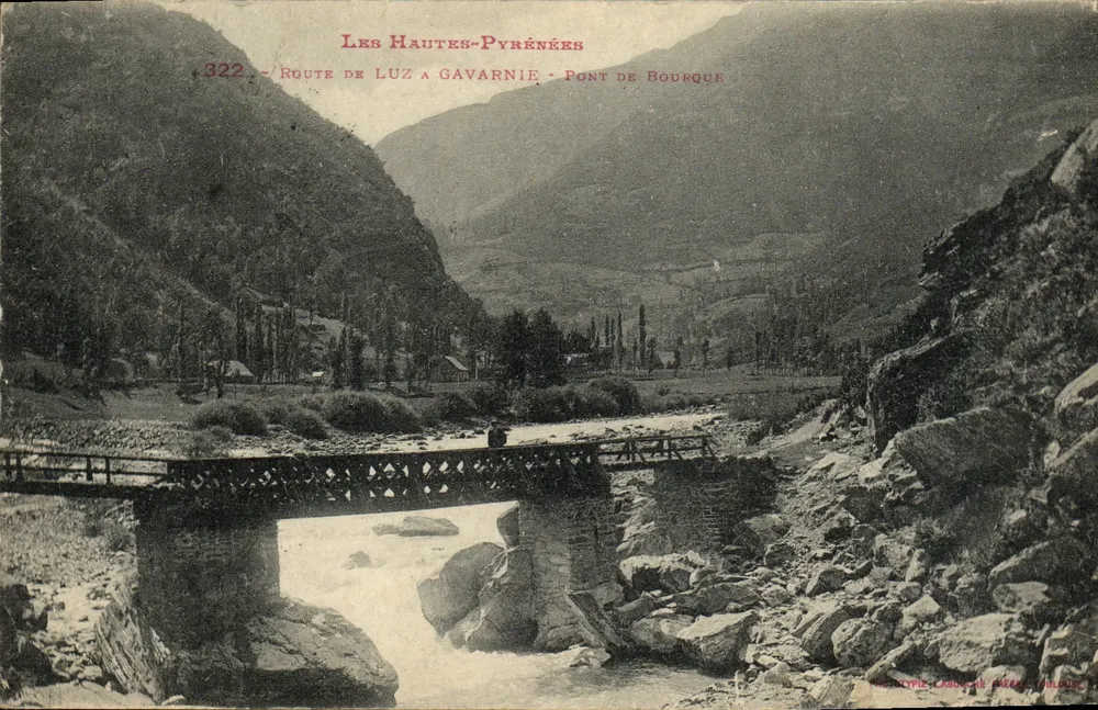 As Altas-Pirineus — Estrada de Luz a Gavarnie — Ponte de Bourque — Fototipia Labouche, Béziers - Frente