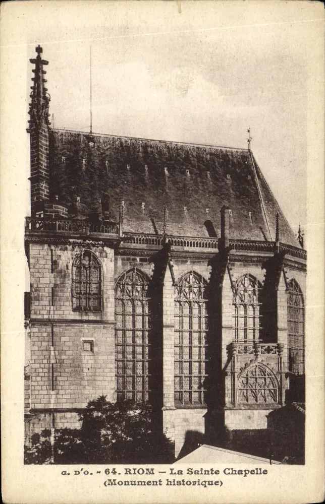 Riom - Die Heilige Kapelle — Historisches Denkmal — g. D'O. n°64 - Vorderseite