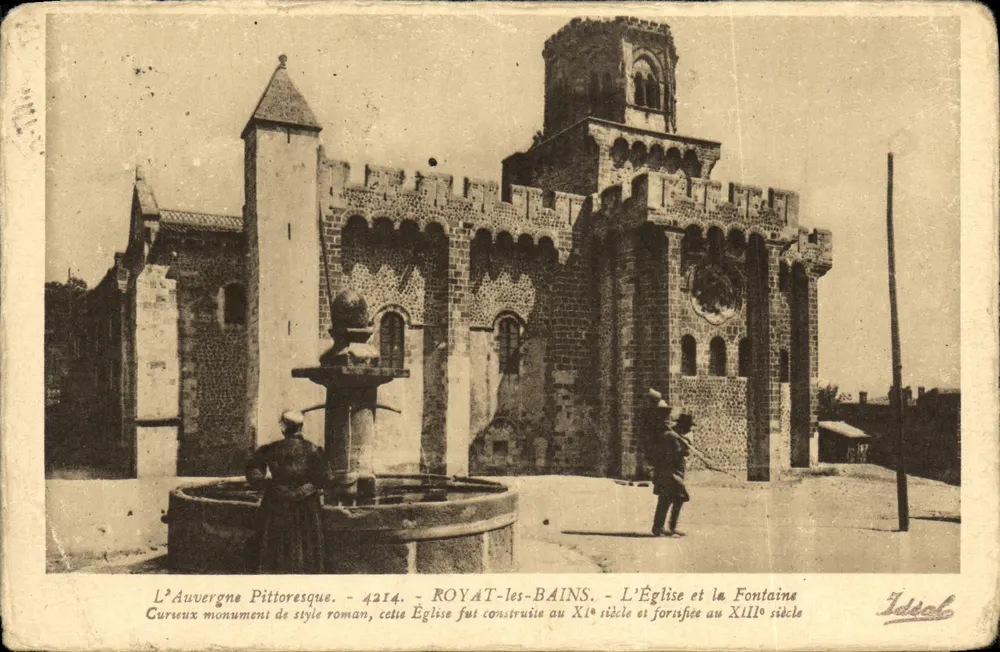 Royat-les-Bains — Kirche und romanische Fontäne — Ideal, n° 4214 - Vorderseite