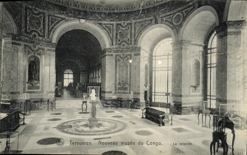 Nieuwe museum van het Congo — De rotonde — Tervueren - Voorkant