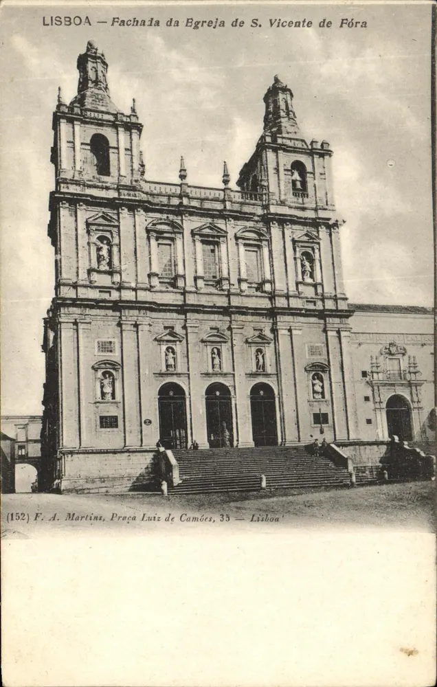 Lissabon — Fassade der Kirche Saint-Vicente de Fóra — F. A. Martins, Praça Luiz de Camões, 35 — Lissabon - Vorderseite