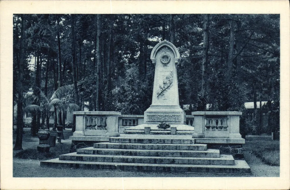 Denkmal für christliche Indochinesen, die für Frankreich gestorben sind — Institut National d'Agronomie Coloniale, Souvenir Indochinois - Vorderseite