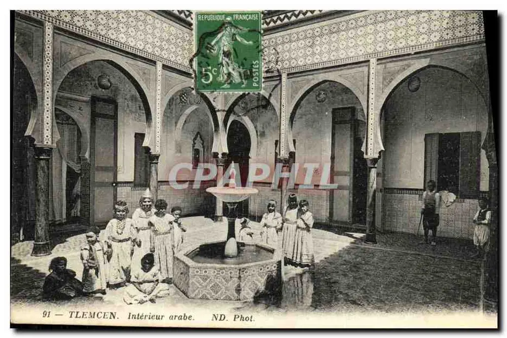 Tlemcen — Interior árabe — ND. Fotografia. - Frente