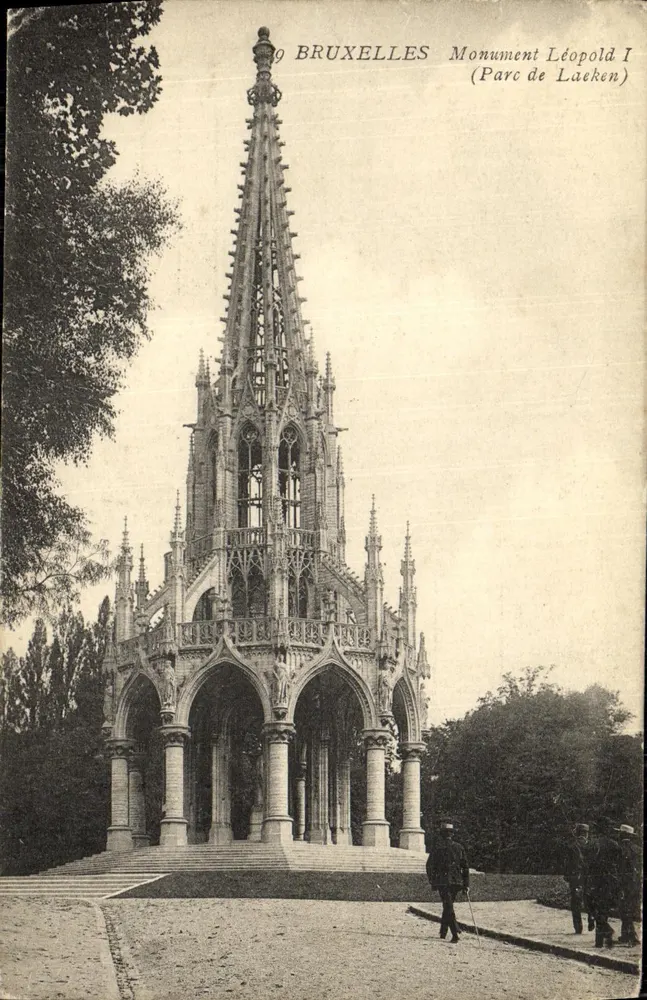 Monumento Léopold I — Parque de Laeken — Bruxelas - Frente