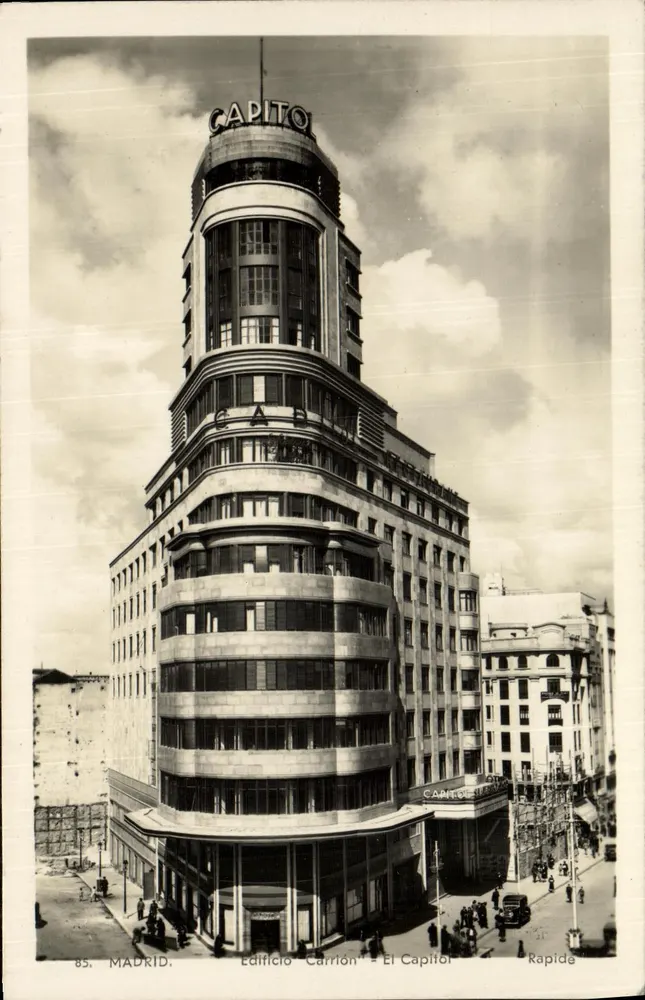 Madrid — Edifício CarrIÓN — O Capitol — Rapide - Frente