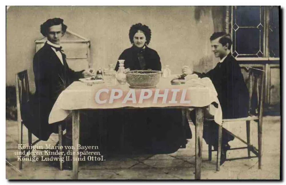 Königin Marie von Bayern und ihre Kinder, die späteren Könige Ludwig II. und Otto I. — M. Dötsch & Co. Verlag - Vorderseite