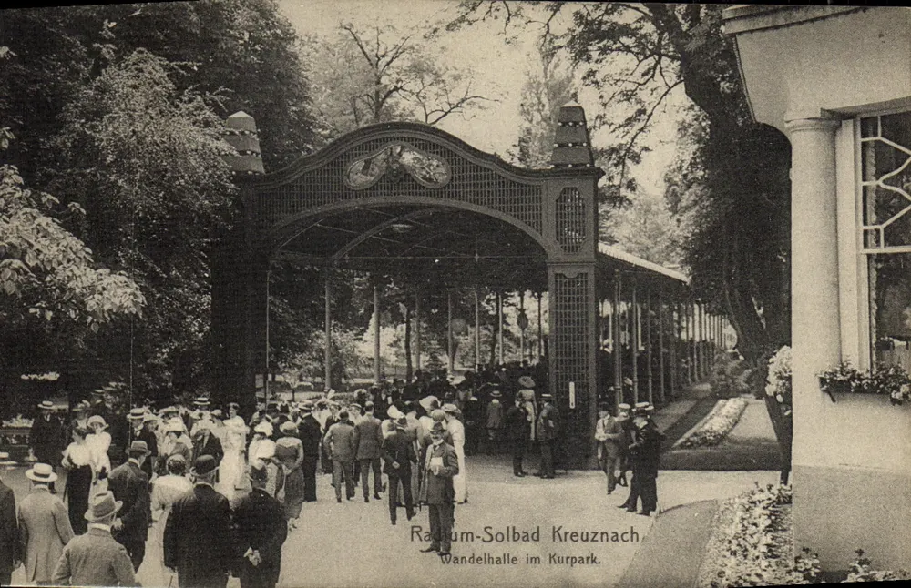 Radium-Solbad Kreuznach — Wandelhalle im Kurpark — Photographie von Ph. Does & Stihue, Verlag u. Verlag Kreuznach - Vorderseite