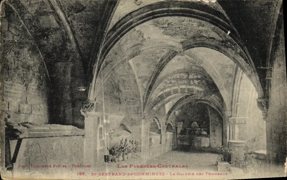 St-Bertrand-de-Comminges — Galerie der Grabstätten — Foto. Labouche Frères - Toulouse, Nr. 199 - Vorderseite