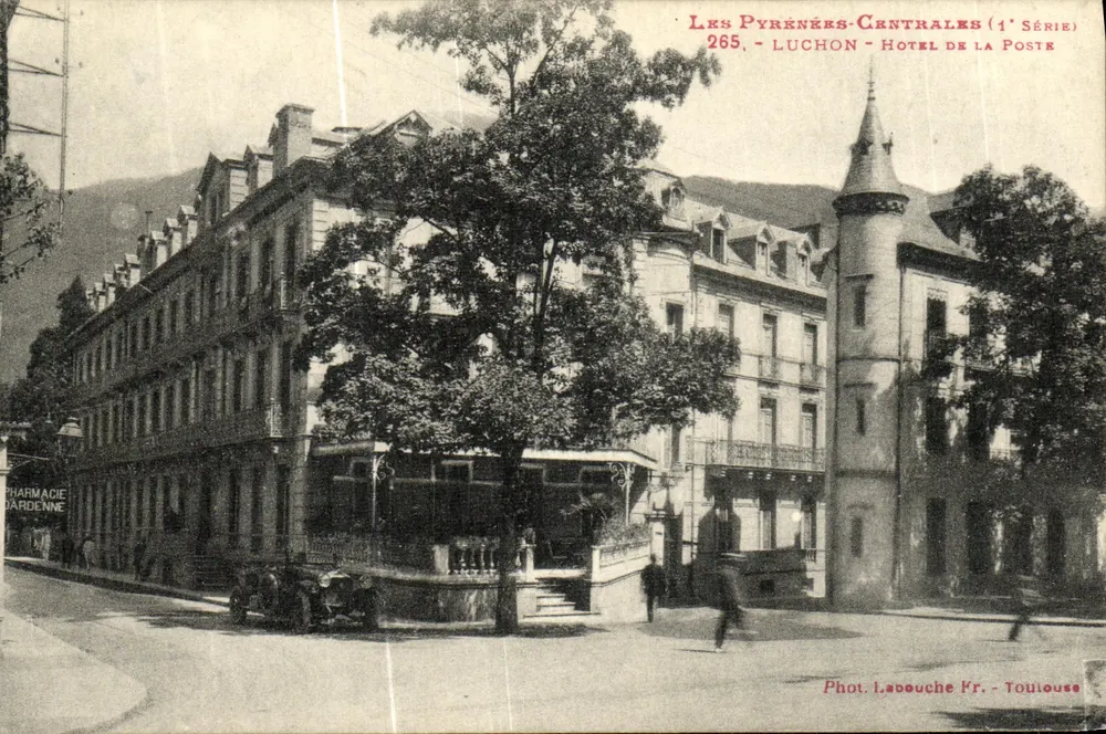 Luchon - Hotel da Correios — As Pirineus-Centrais (1ª Série) — Fot. Labouche Fr. - Toulouse - Frente