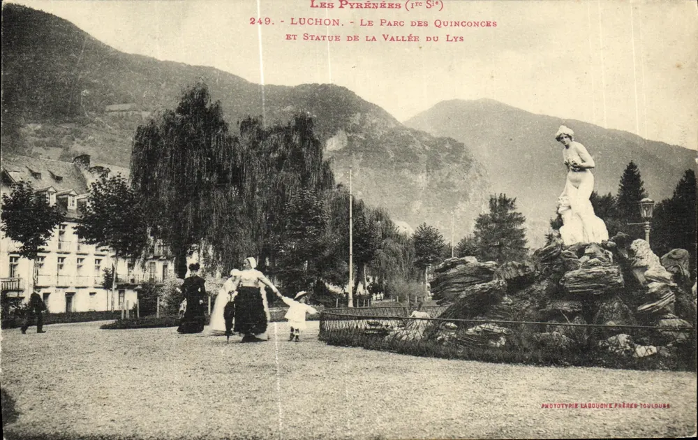 Luchon - Der Park der Quinconces und Statue der Vallée du Lys — Phototypie Labouche Frères Toulouse - Vorderseite
