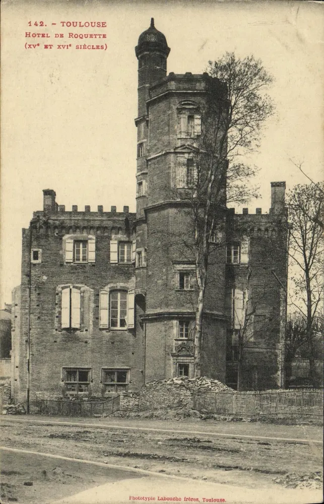 Toulouse — Hôtel de Roquette (XVe et XVIe siècles) — Phototypie Labouche Frères, Toulouse, n° 142 - Frente