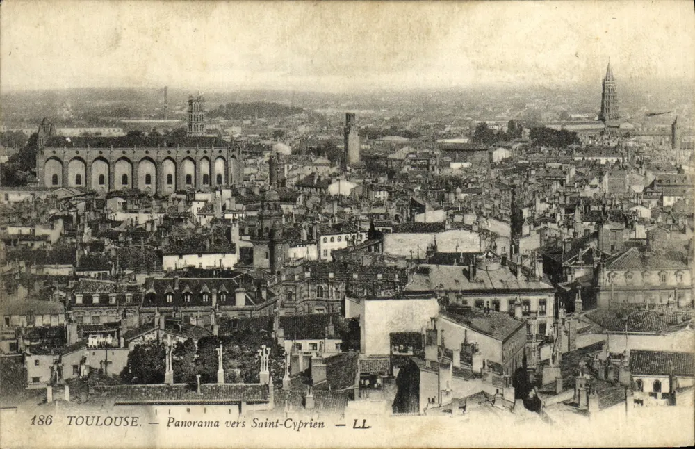 Toulouse — Panorama em direção a Saint-Cyprien — LL, n° 186 - Frente