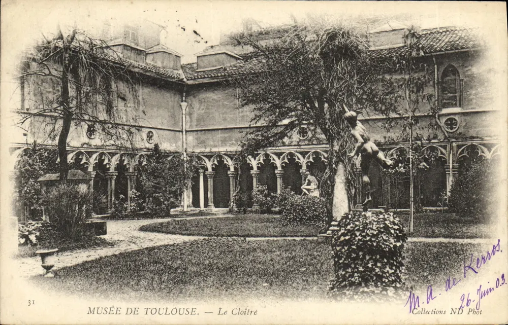 Museu de Toulouse — O Claustro — Collections ND Phot - Frente