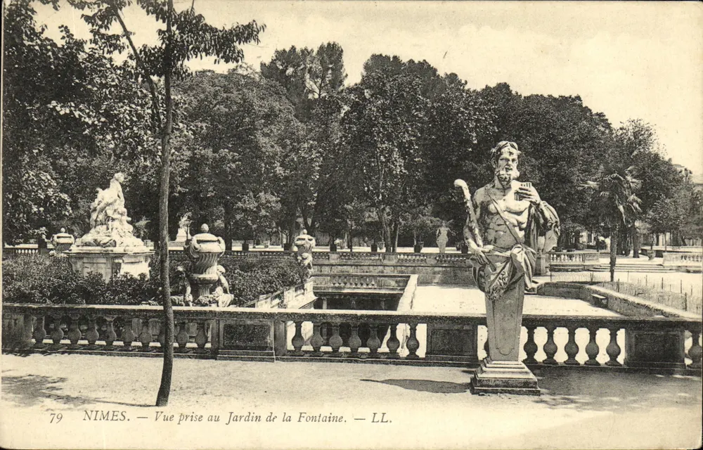 Nîmes — Aussicht aus dem Garten der Fontaine — LL. n° 79 - Vorderseite