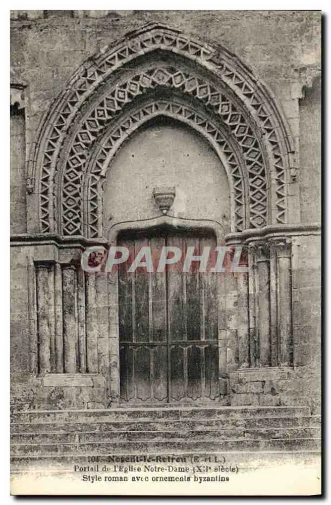 Nogent-le-Retraint — Portal der Kirche Notre-Dame (11. Jahrhundert) — Römischer Stil mit byzantinischen Ornamenten — Chauffrey, Nogent-le-Retraint (E.-et-L.) - Vorderseite