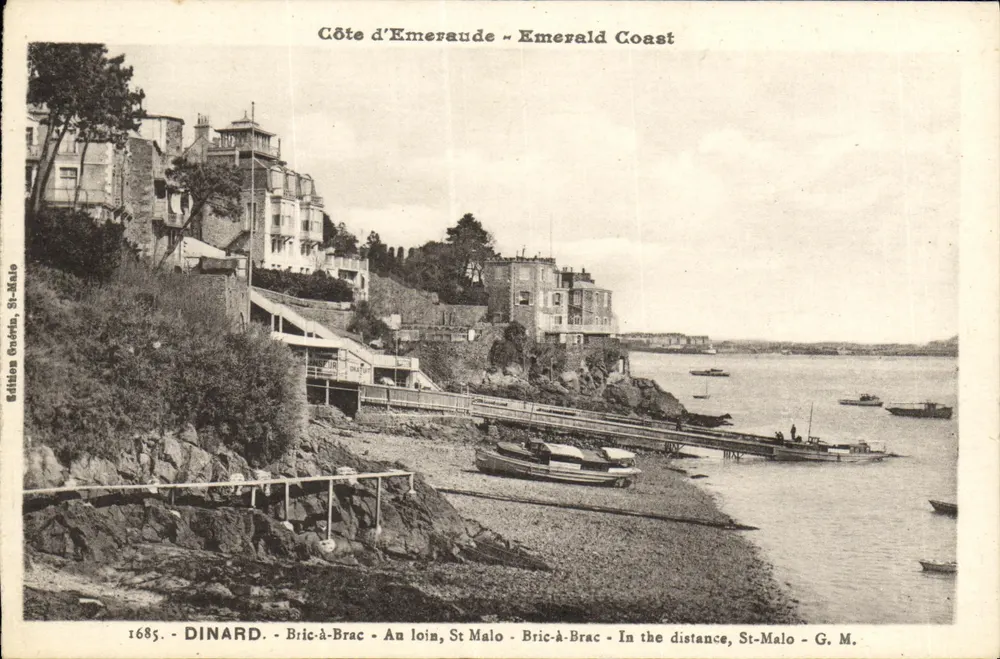 Dinard - Bric-à-Brac - No horizonte, St-Malo - Edições Guérin, St-Malo, n° 1685 - Frente