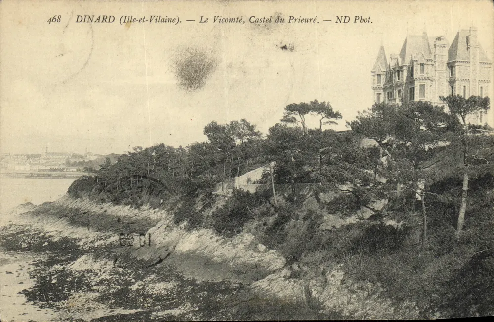 Dinard (Ille-et-Vilaine) — Le Vicomté, Château du Prieuré — ND Phot. - Frente
