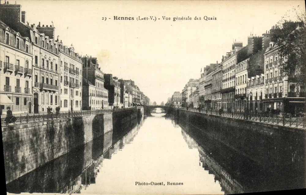 Rennes (Ille-et-Vilaine) - Algemene uitzicht van de Quais — Photo-Ouest, Rennes, n°27 - Voorkant