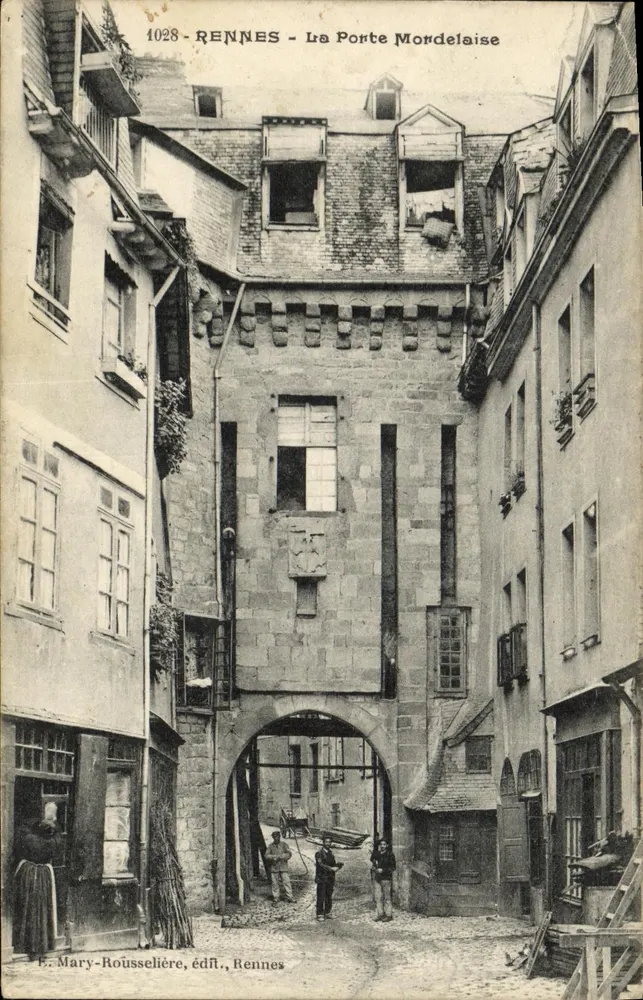 Rennes - A Porta Mondelaise — editor F. Mary-Rousselière, n° 1028 - Frente