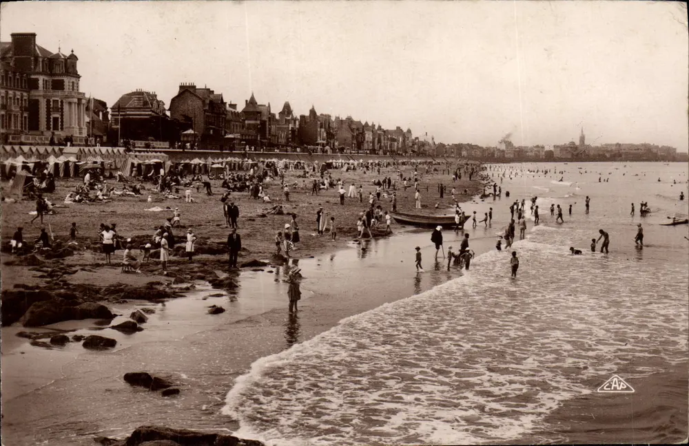 A Praia com maré alta — Strasbourg — 'Real-Photo' C.A.P. Strasbourg n°27 - Frente