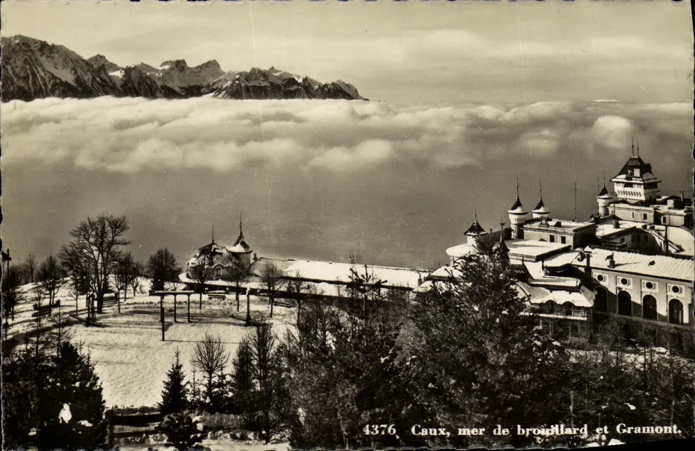 Caux, mer de Brouillard et Gramont — vue enneigée avec montagnes en arrière-plan — éditeur O. Sartori, Genève, n° 4376 - Frente