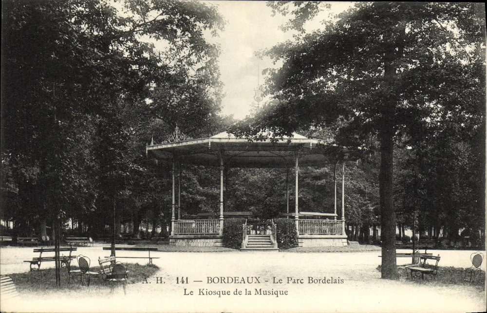 Bordeaux — Der Musikkiosk — Der Bordelaiser Park — A.H. 141 - Vorderseite