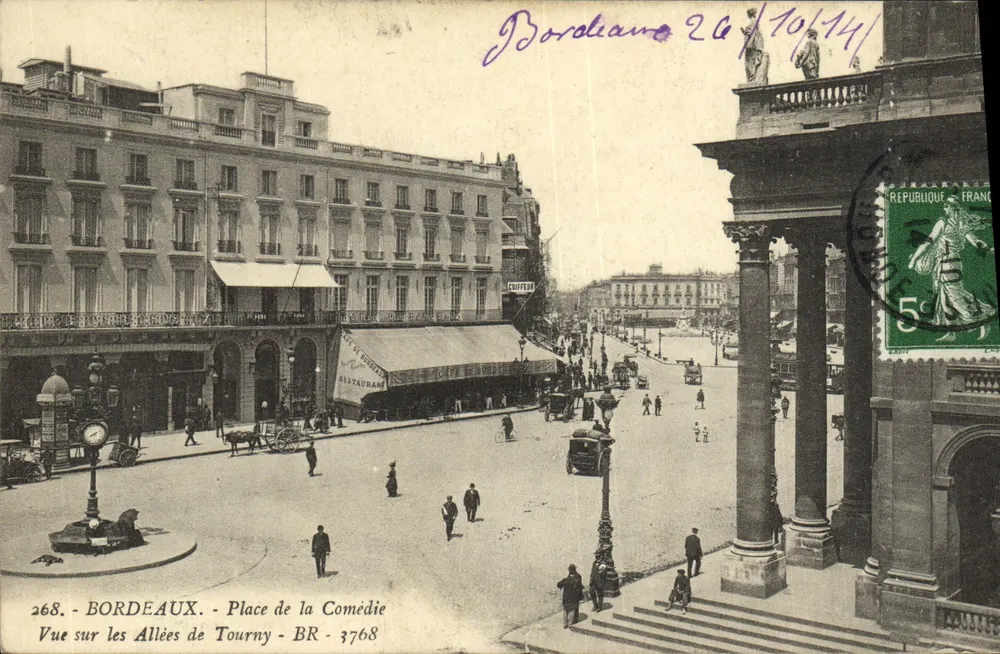 Bordeaux - Place de la Comédie — Ansicht der Allées de Tourny — éditeur BORDOLIANE, n° 268 - Vorderseite