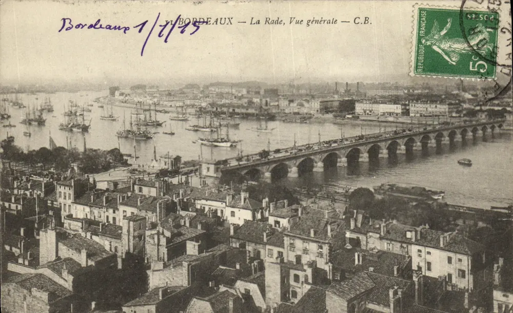Bordeaux — A Baía, Visão geral — C.B. - Frente