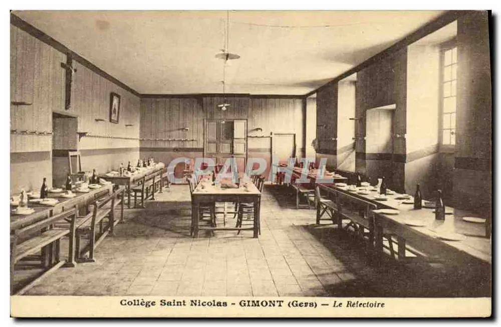 College Sint Nicolaas - GIMONT (Gers) — Het Refectoire - Voorkant