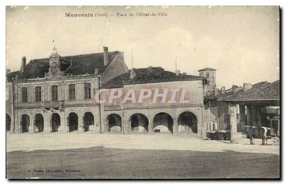 Mauvezin (Gers) — Place de l'Hôtel-de-Ville — H. Baus, phot.-édit., Figuezac - Vorderseite