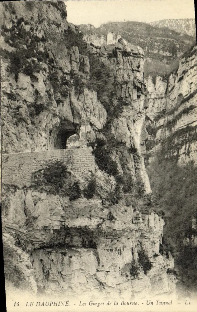 Die Gorges de la Bourne — Ein Tunnel — LE DAUPHINÉ - Vorderseite