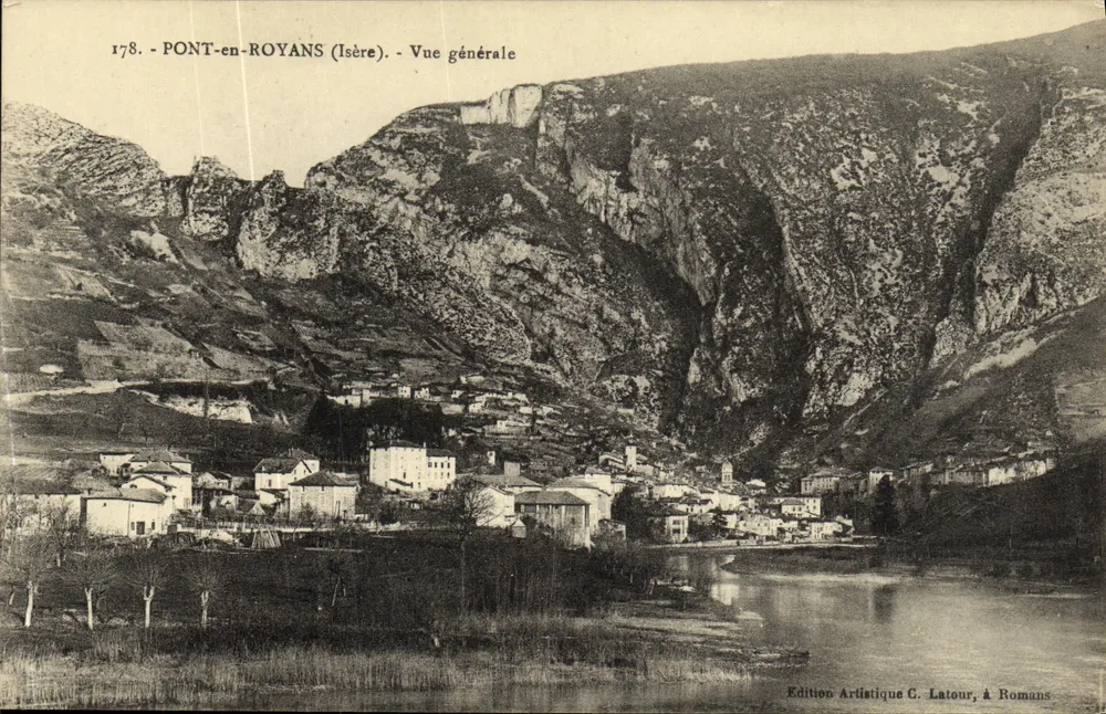 Pont-en-Royans (Isère) — Vista geral — Edição Artística C. Latour, em Romans - Frente