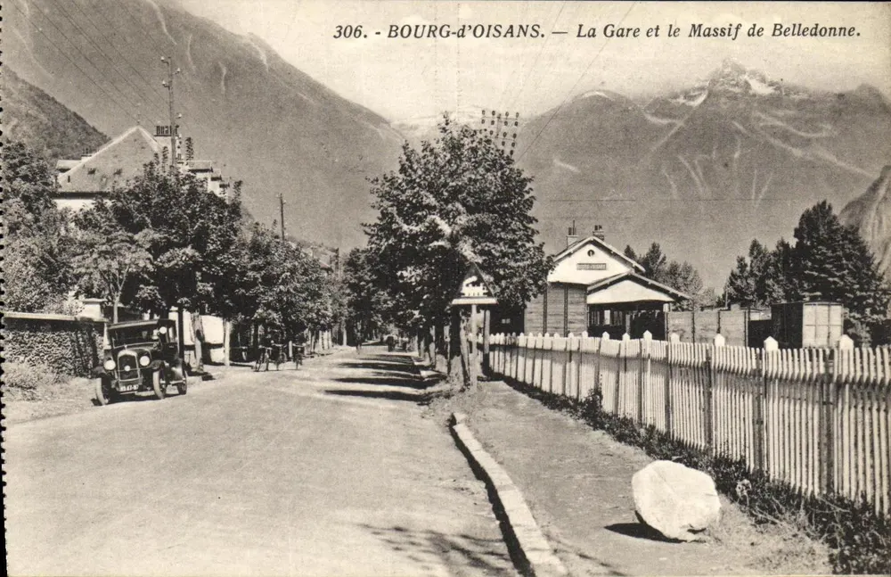 Bourg-d'Oisans — Die Station und das Massiv von Belledonne — Edition Martínotto Frères, Grenoble - Vorderseite