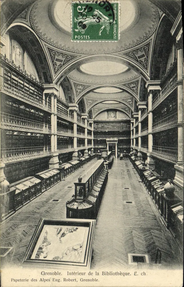Grenoble — Interior da Biblioteca — Papeterie das Alpes Eug. Robert, Grenoble - Frente