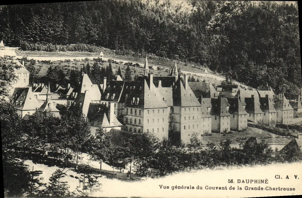 Vista geral do Convento da Grande-Chartreuse — Dauphiné — CI. A V. n° 56 - Frente