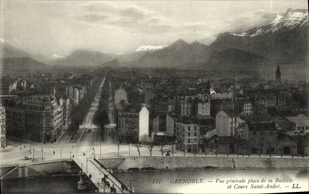 Grenoble — Allgemeine Ansicht der Place de la Bastille und Cours Saint-André — LL. n° 127 - Vorderseite
