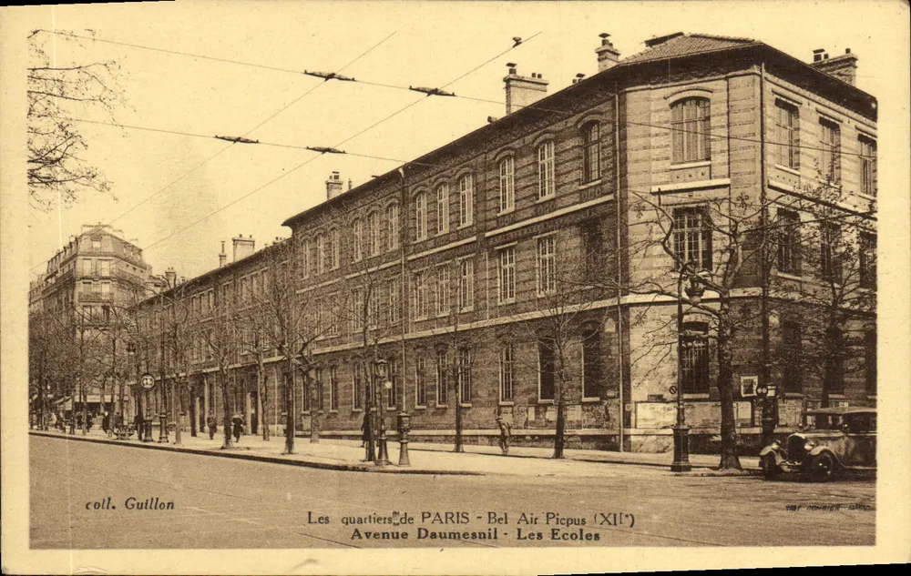 Avenue Daumesnil - Die Schulen — Paris 11. — coll. Guillon - Vorderseite