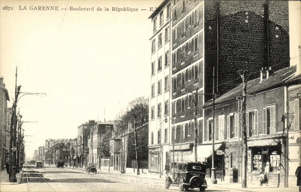 La Garenne — Avenida da República — E.M. - Frente
