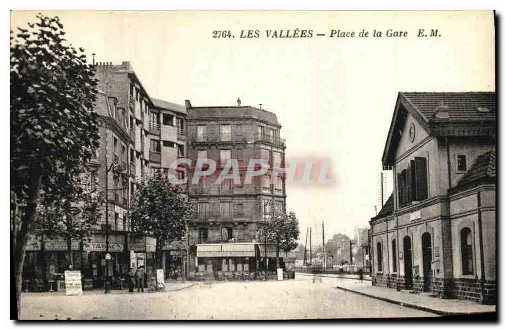 Les Vallées — Praça da Estação — E.M. n°2764 - Frente