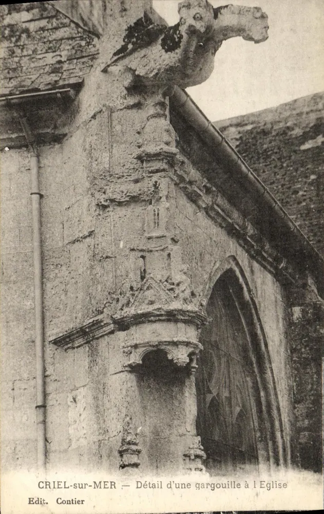 CRIEL-sur-MER — Detail einer Gargoyle an der Kirche — Edit. Conttier - Vorderseite