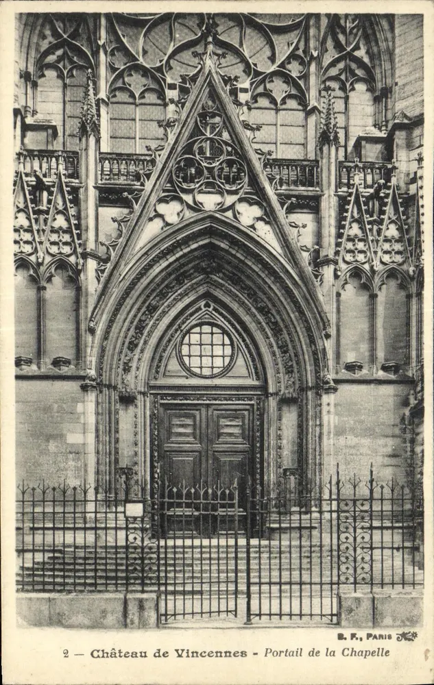 Schloss Vincennes — Portal der Kapelle — B. F., Paris - Vorderseite