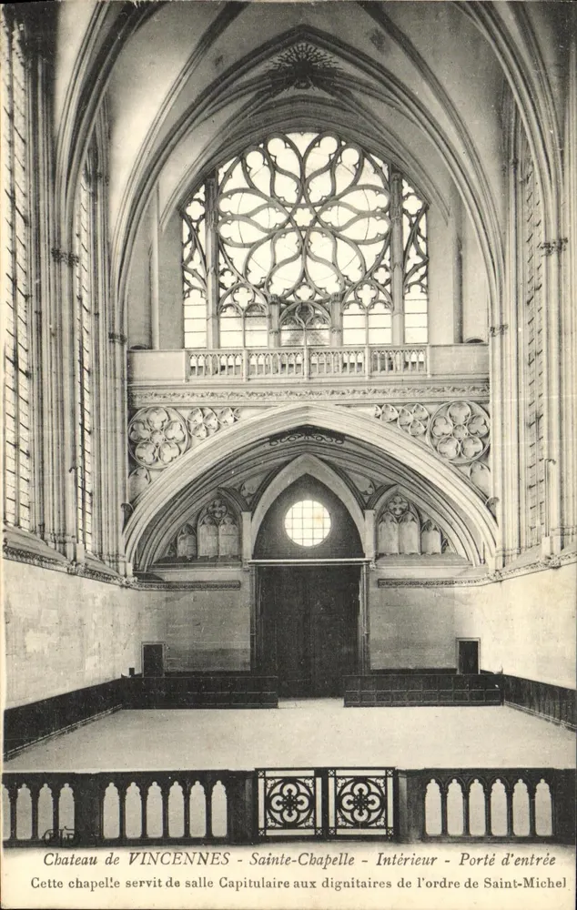 Schloss Vincennes - Sainte-Chapelle - Innenraum - Eingangstür - Vorderseite