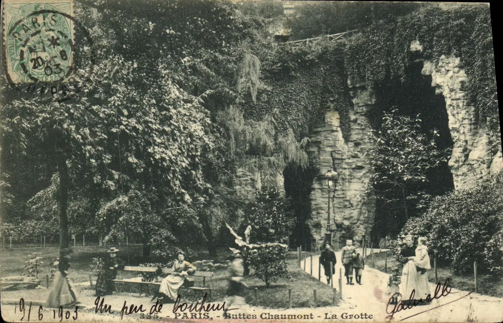 Buttes Chaumont - A Gruta — Paris — Galvaille, n°385 - Frente