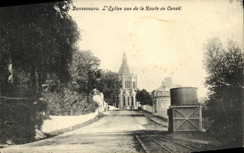Bonsecours. Die Kirche aus der Route de Condé gesehen. - Vorderseite