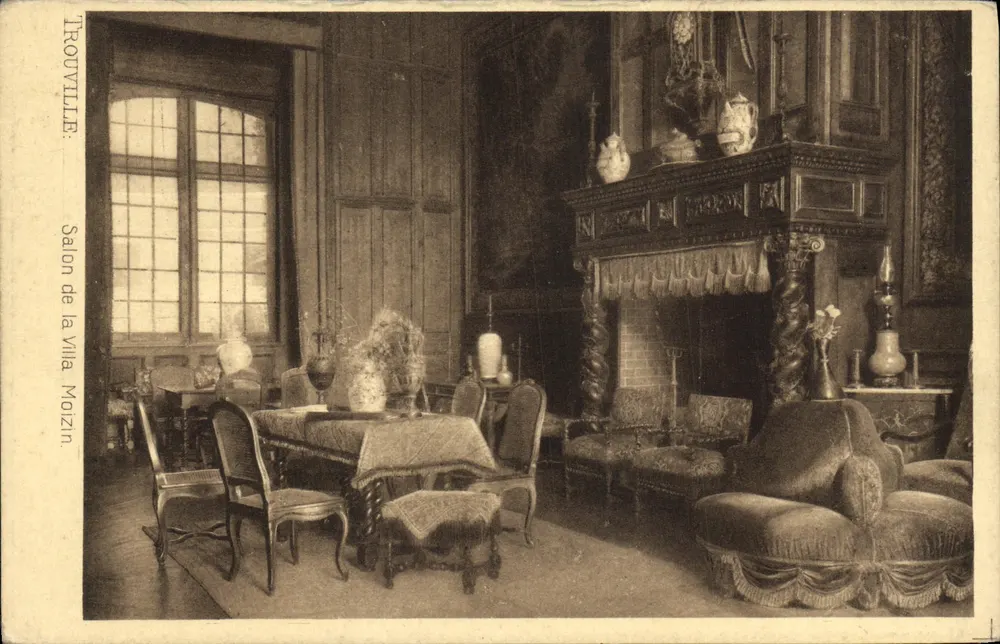 Trouville: Salon der Villa Moizin — Carte-Héliogravure R. O. Trouville - Vorderseite