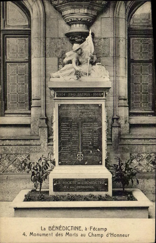 Denkmal der Toten am Champ d'Honneur — La Société de la Bénédictine, in Fécamp — n°4 - Vorderseite