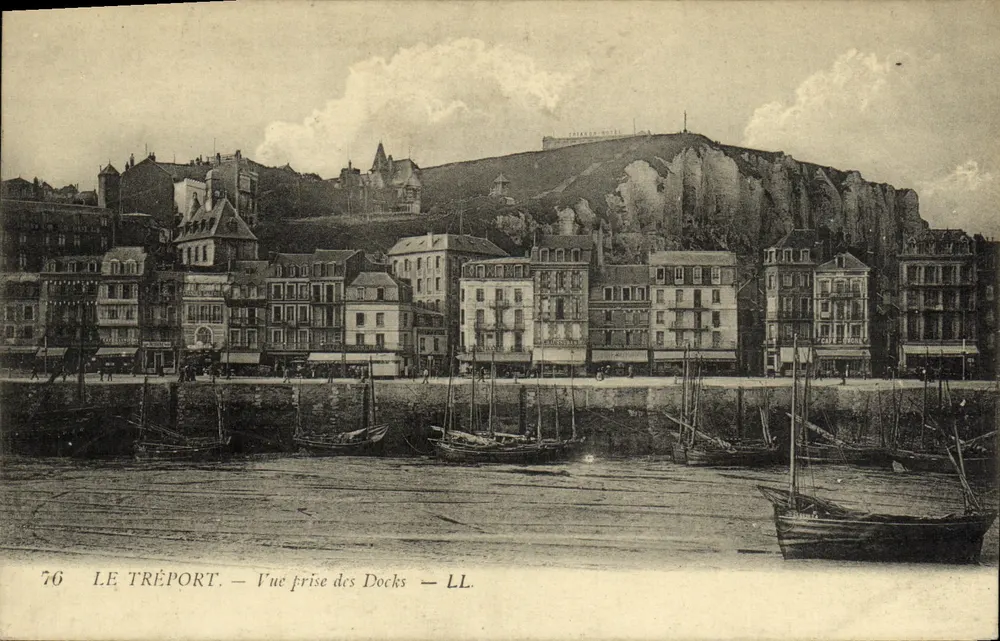 Le Tréport — Vista tirada dos Docks — LL, n°76 - Frente